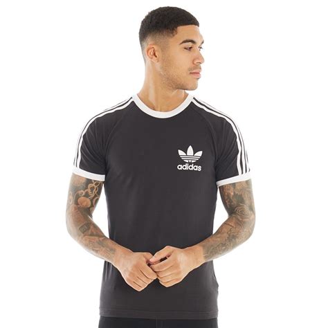 adidas t shirt heren zwart|Zwarte adidas T.